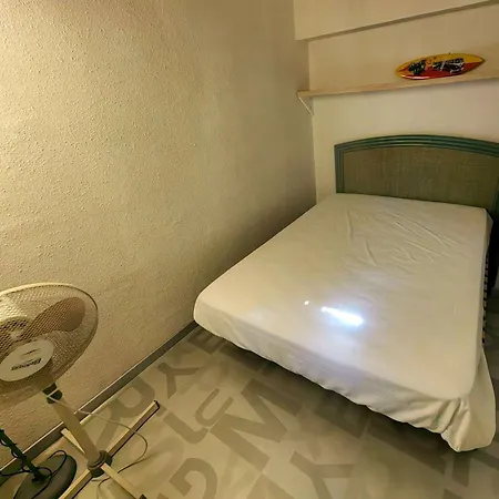 Mitoyenne Avec Piscine, Parking Prive, A 15 Min De La - Fr-1-607-126